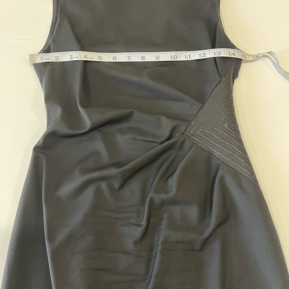 BEBE little black dress, size 4, light wool, excellent condition - Picture 5 of 7